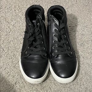 Woman’s Black Zip Up Faux Leather Sneakers
